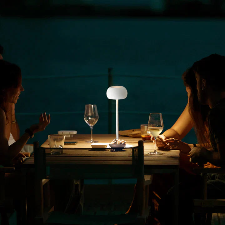 Tokyo Tischlampe – Kaufe 1, Erhalte 1 GRATIS!