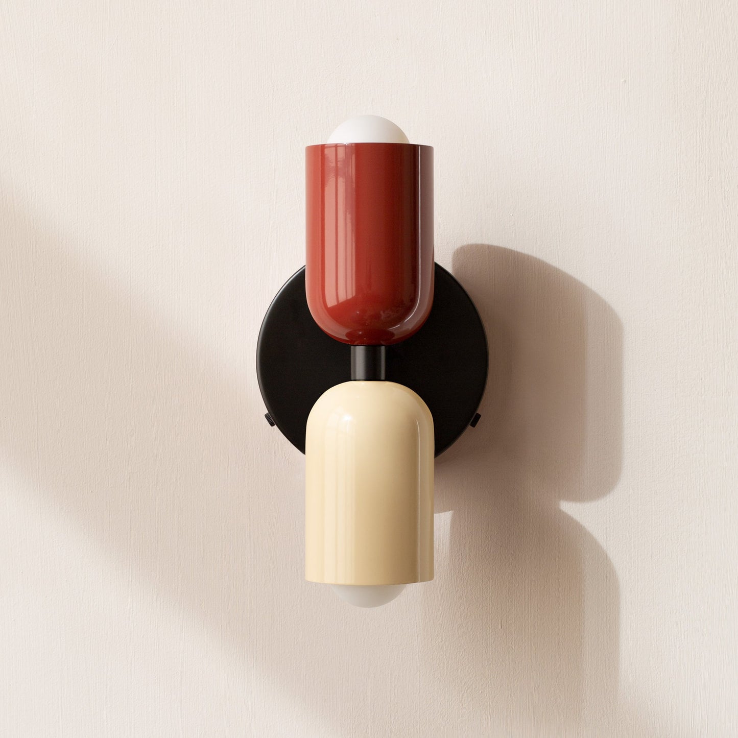 Zwillingslicht: Vintage-inspirierte Doppelkopf-Wandleuchte