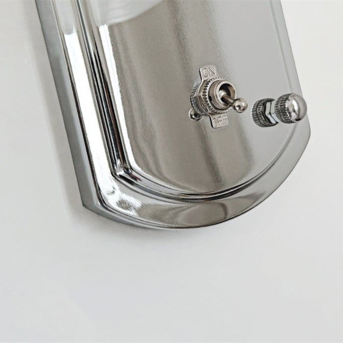 Natalia Bauhaus Weiße Glas Wandleuchte | Kaufen Sie eine, erhalten Sie eine gratis