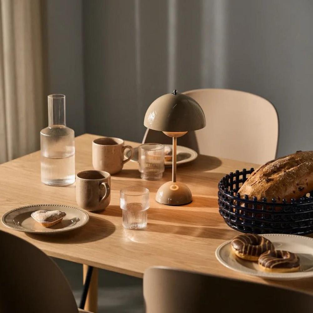 Amsterdam Tischlampe im modernen Design | 1+1 GRATIS Angebot