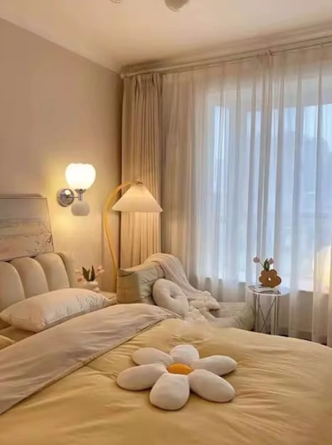 Aurora Bauhaus Nachttisch-Wandleuchte für Ihr Schlafzimmer | Kaufen Sie eine, erhalten Sie eine gratis!