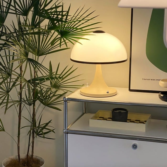 Elena Blumenknospen Tischlampe | Kaufe eine, erhalte eine kostenlos!